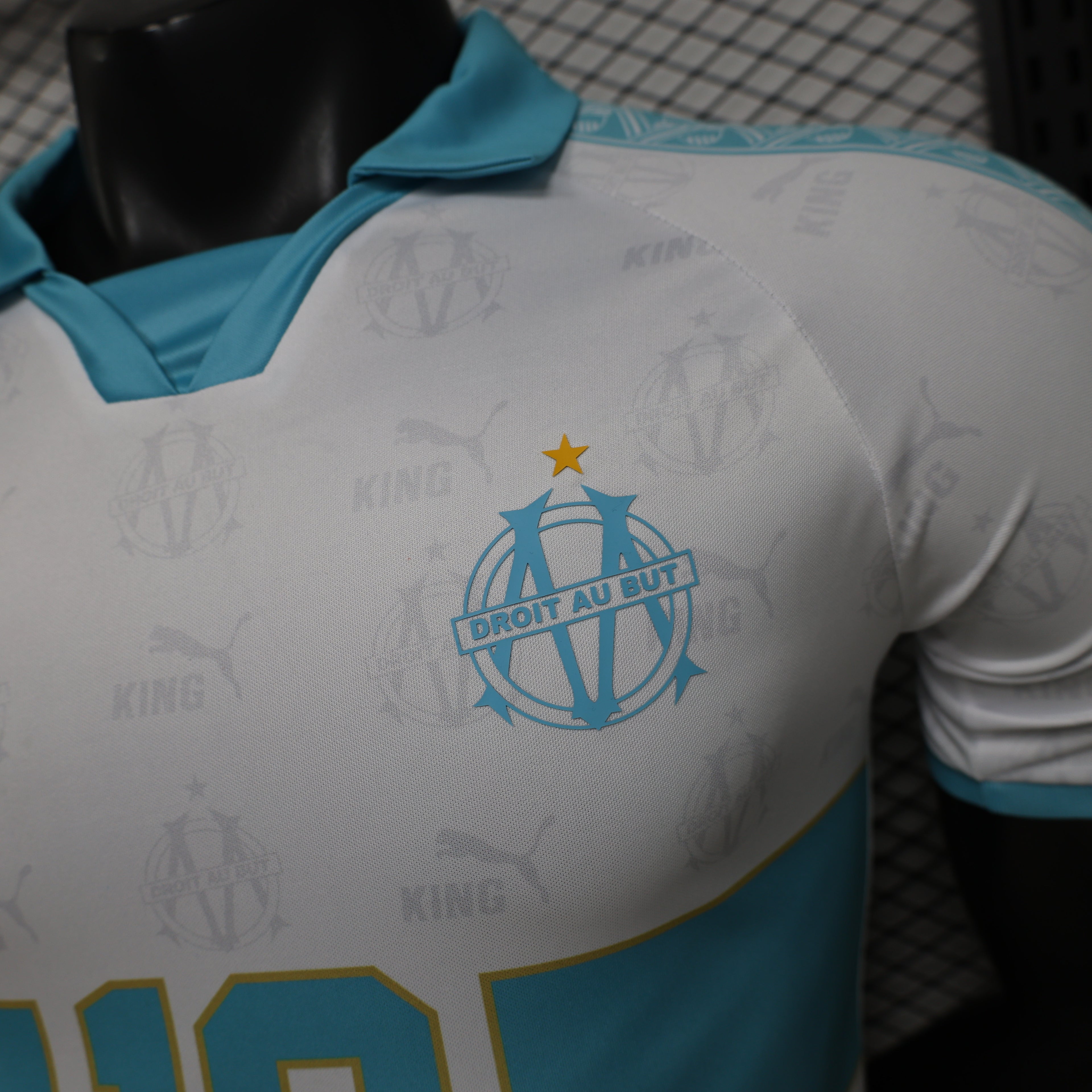 Marseille Retro Style 2