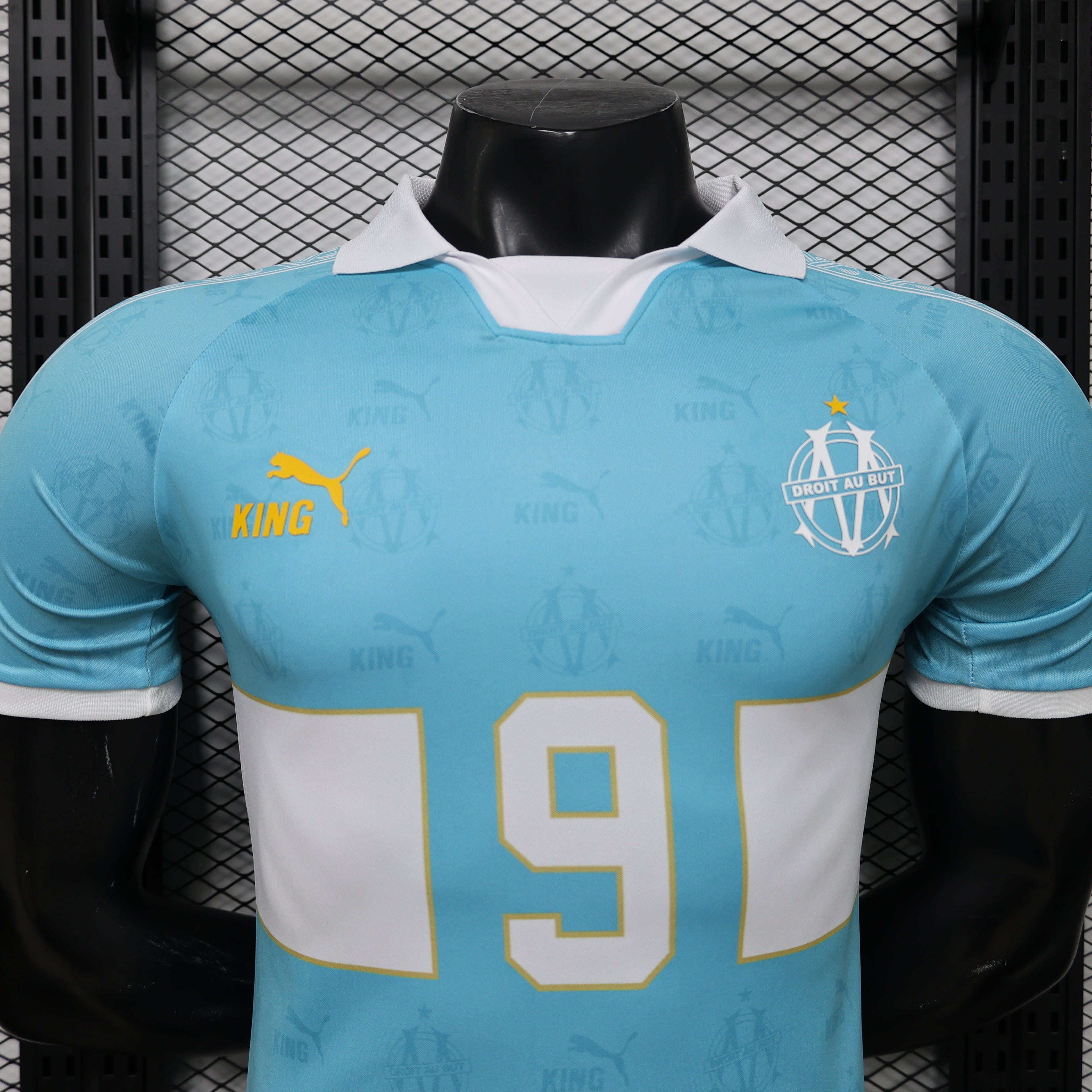 Marseille Retro Style