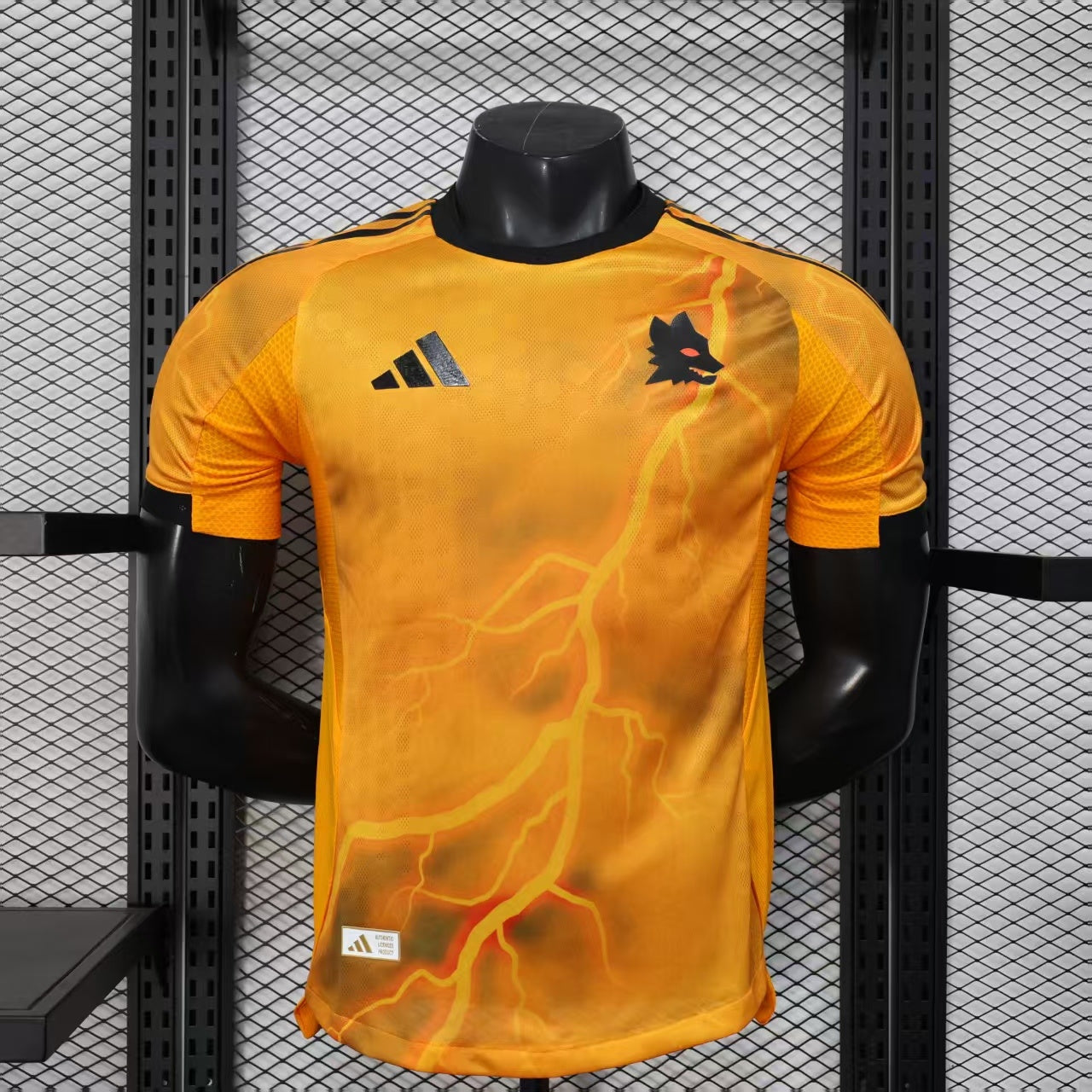Roma Away
