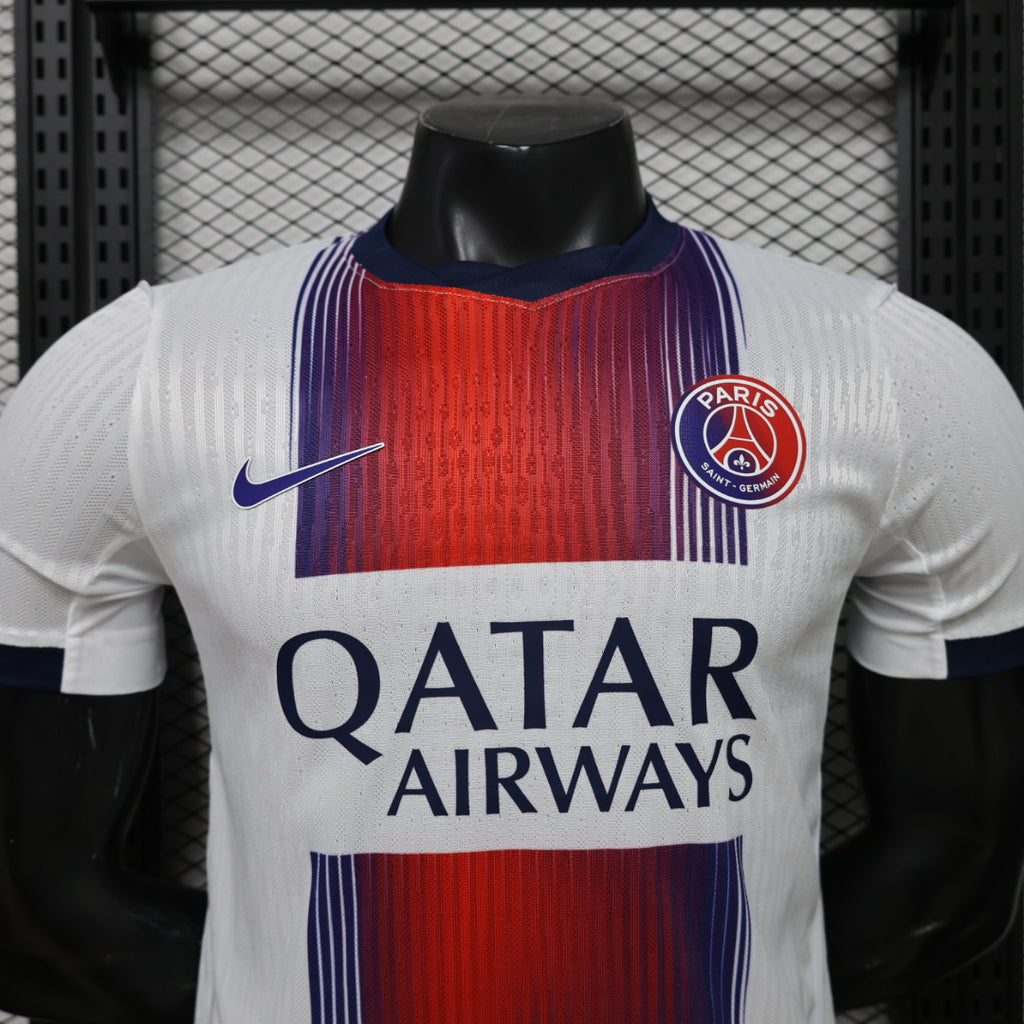 Paris 26/27 Away