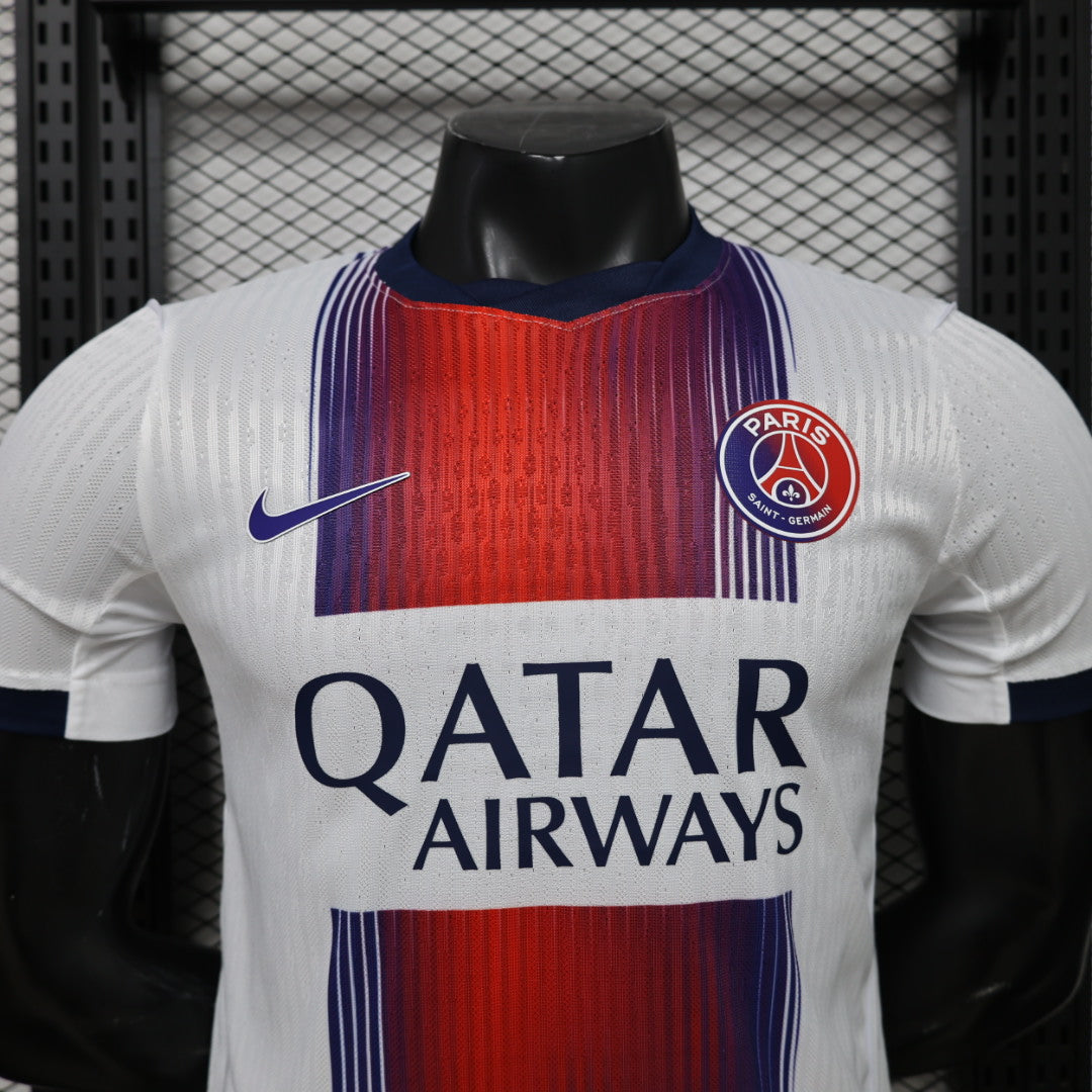 Paris 26/27 Away