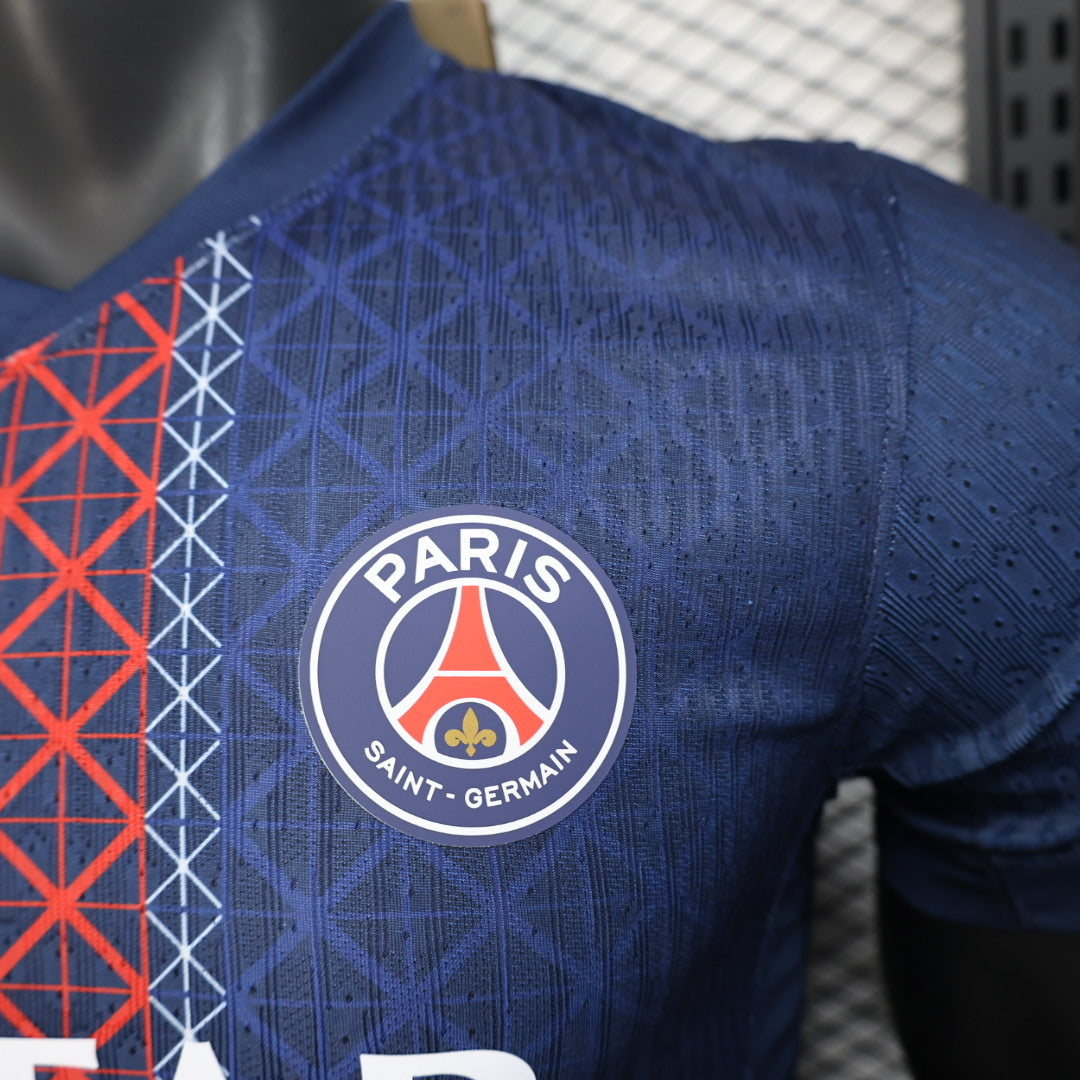 Paris 25/26 Home
