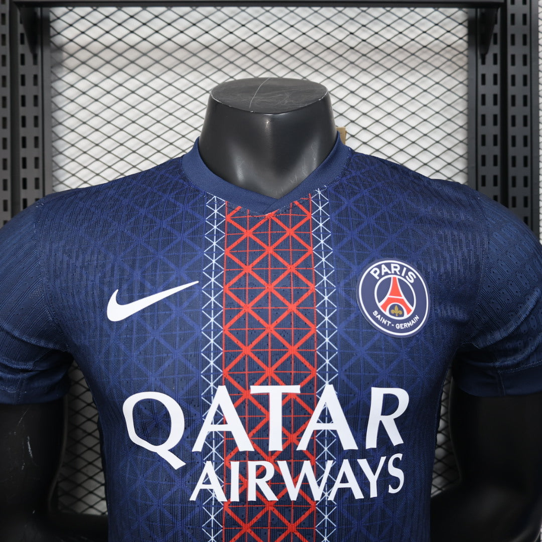 Paris 25/26 Home