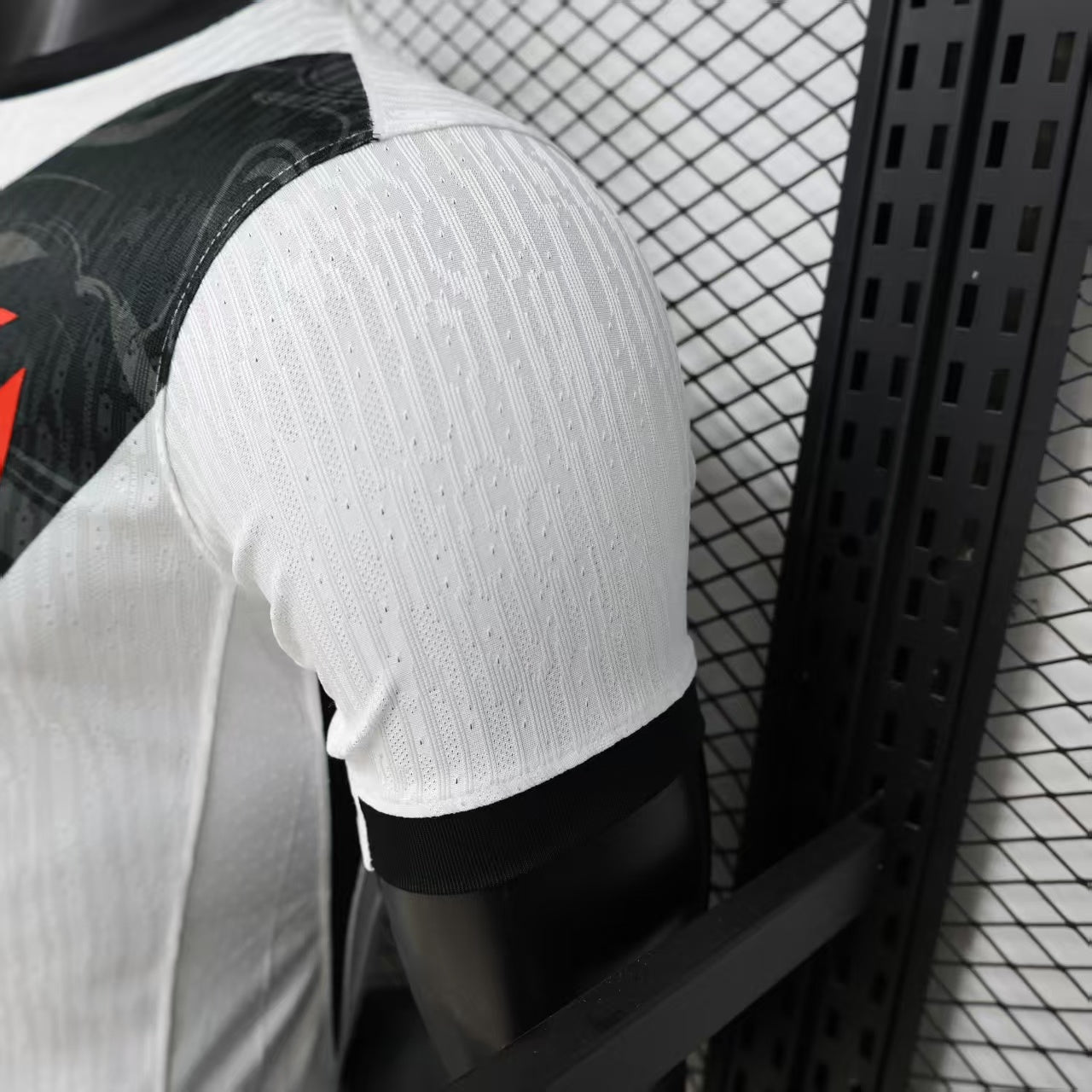 Vasco de Gama Away