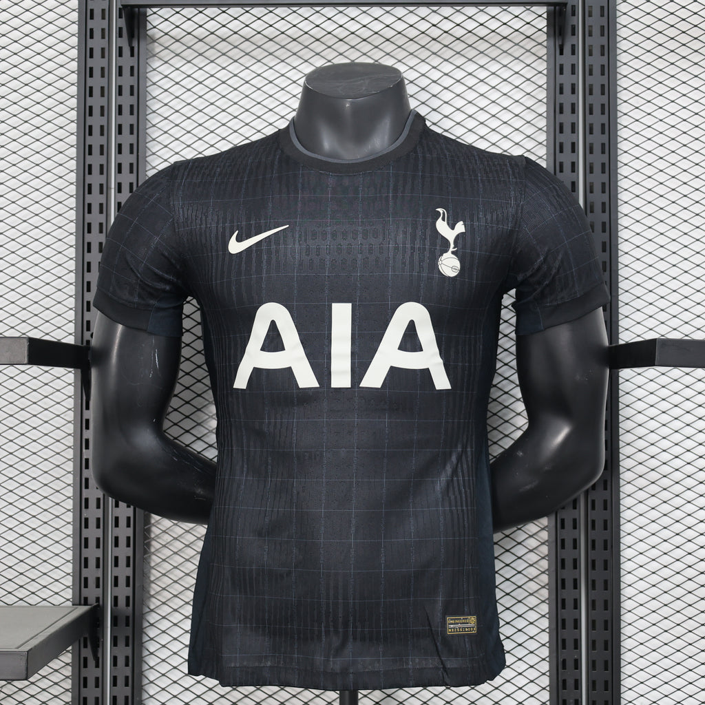 Tottenham North London Noir Edition