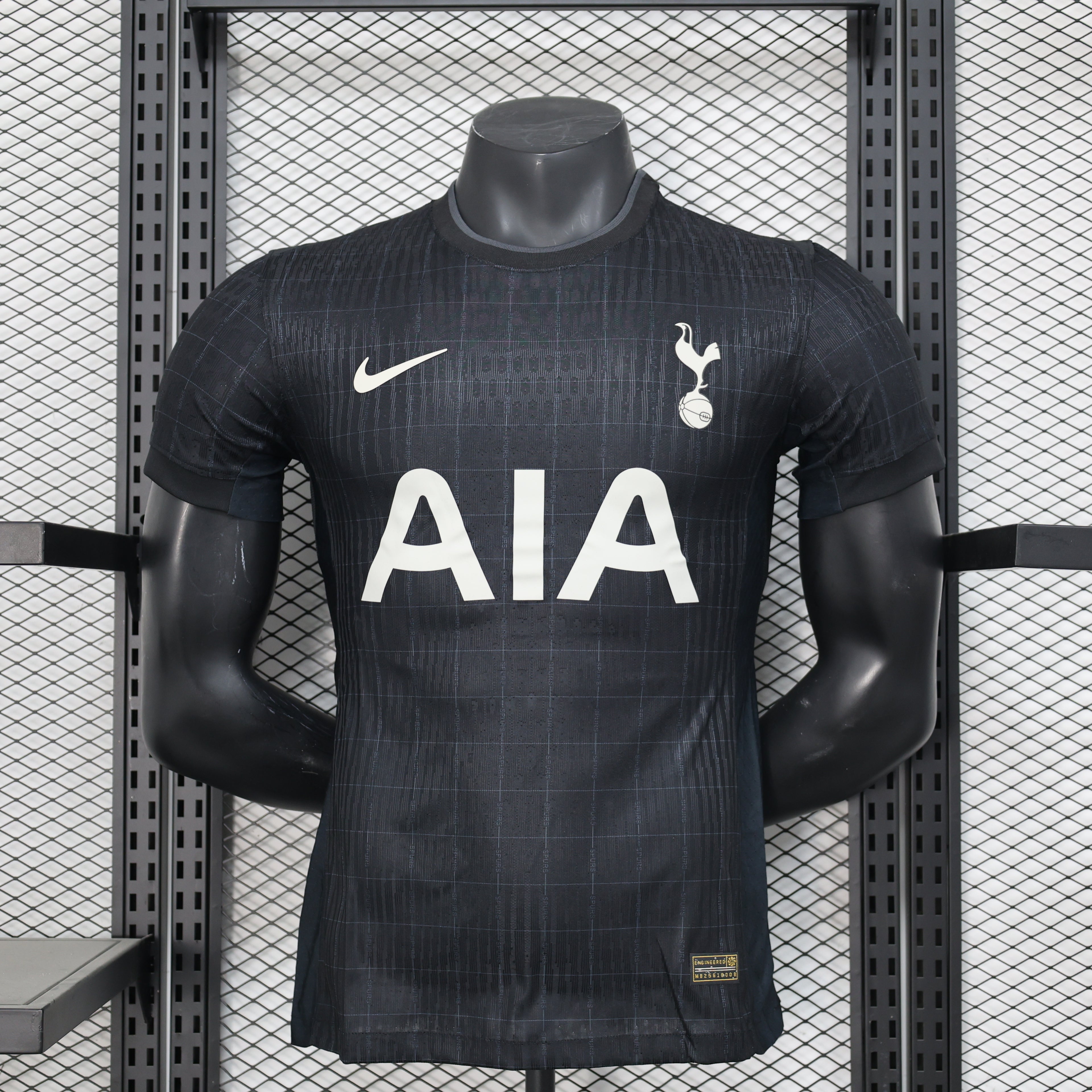 Tottenham North London Noir Edition