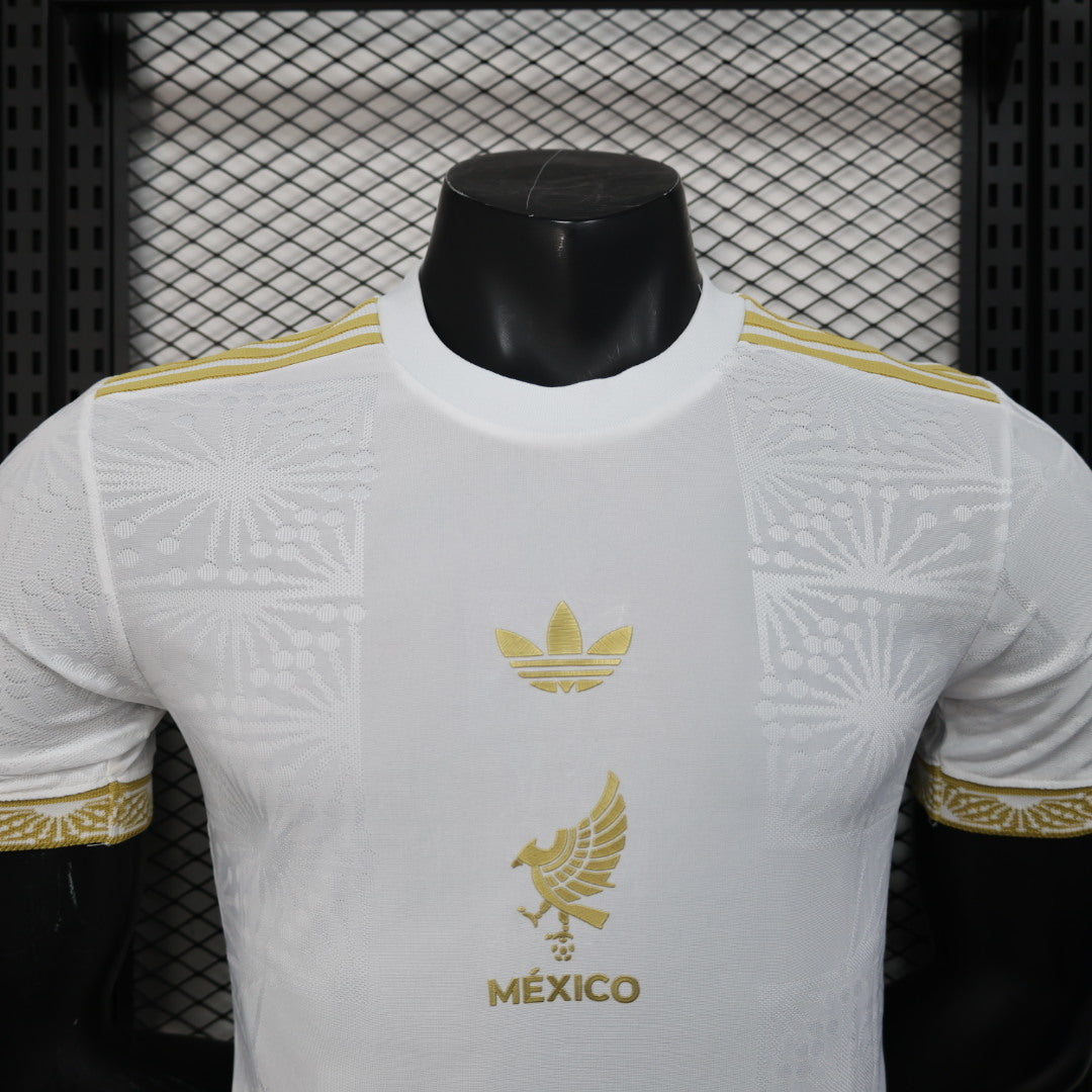 Mexico White Ivory Quetzal