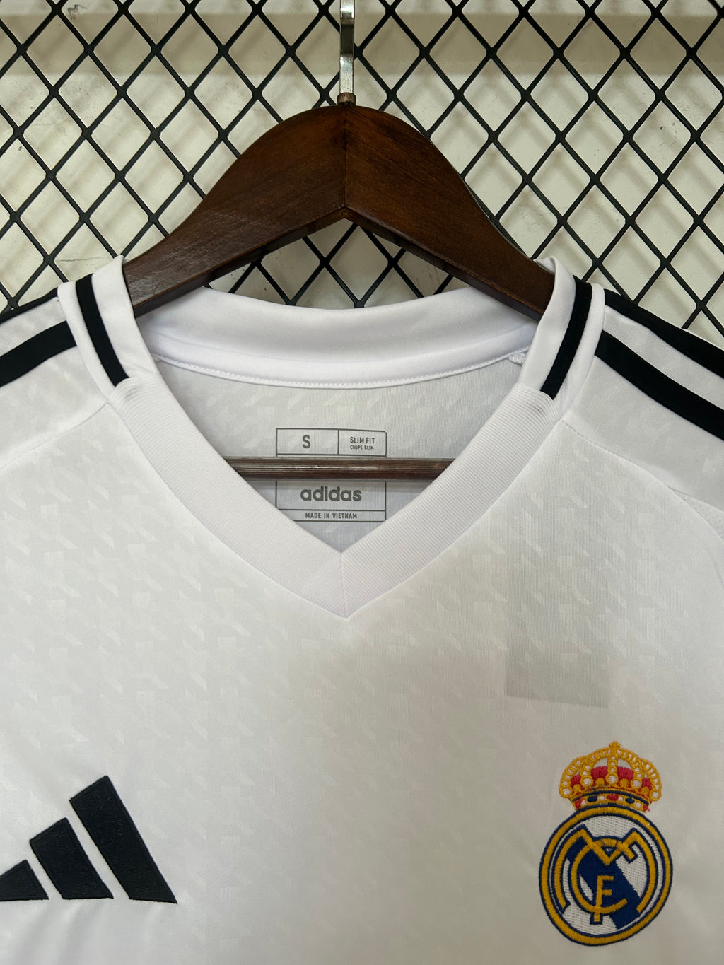 24-25 Real Madrid Home - Premium Jersey