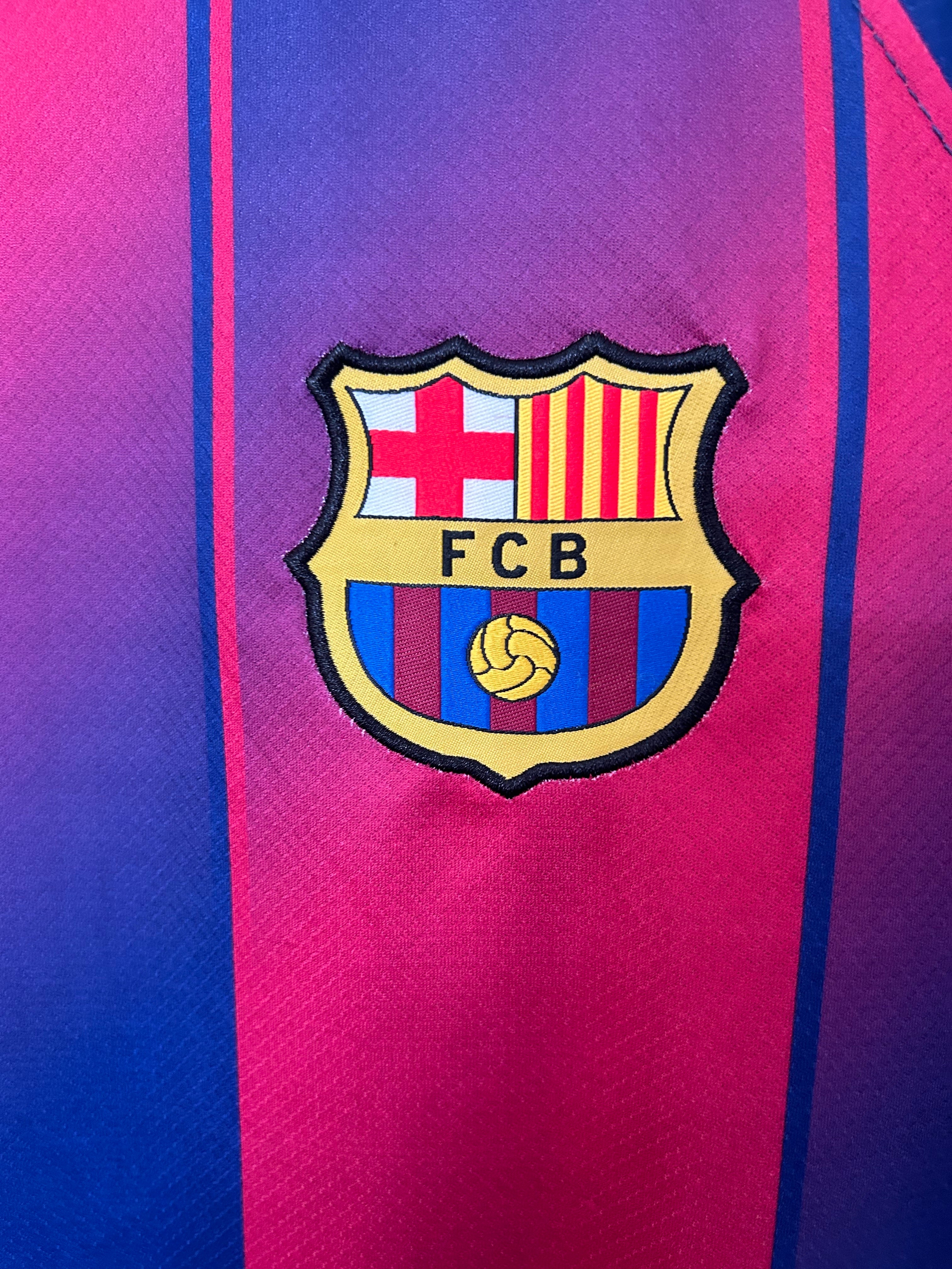 25-26 FC Barcelona Home - Premium Jersey