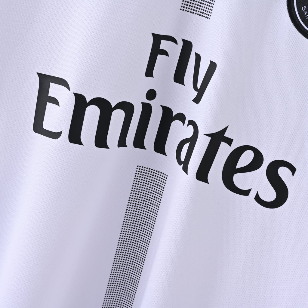 Paris Away 18/19