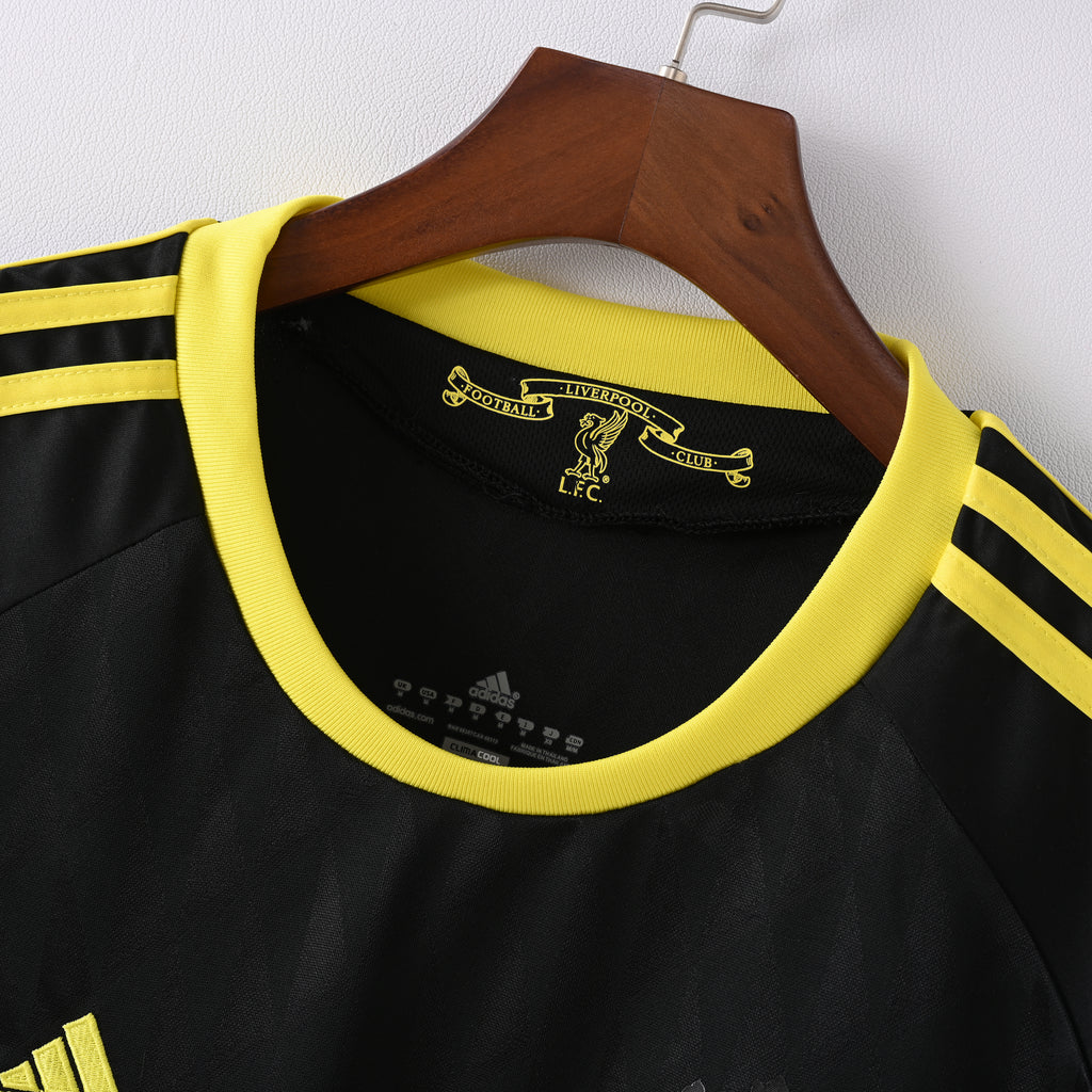 Liverpool Third Kit 10/11