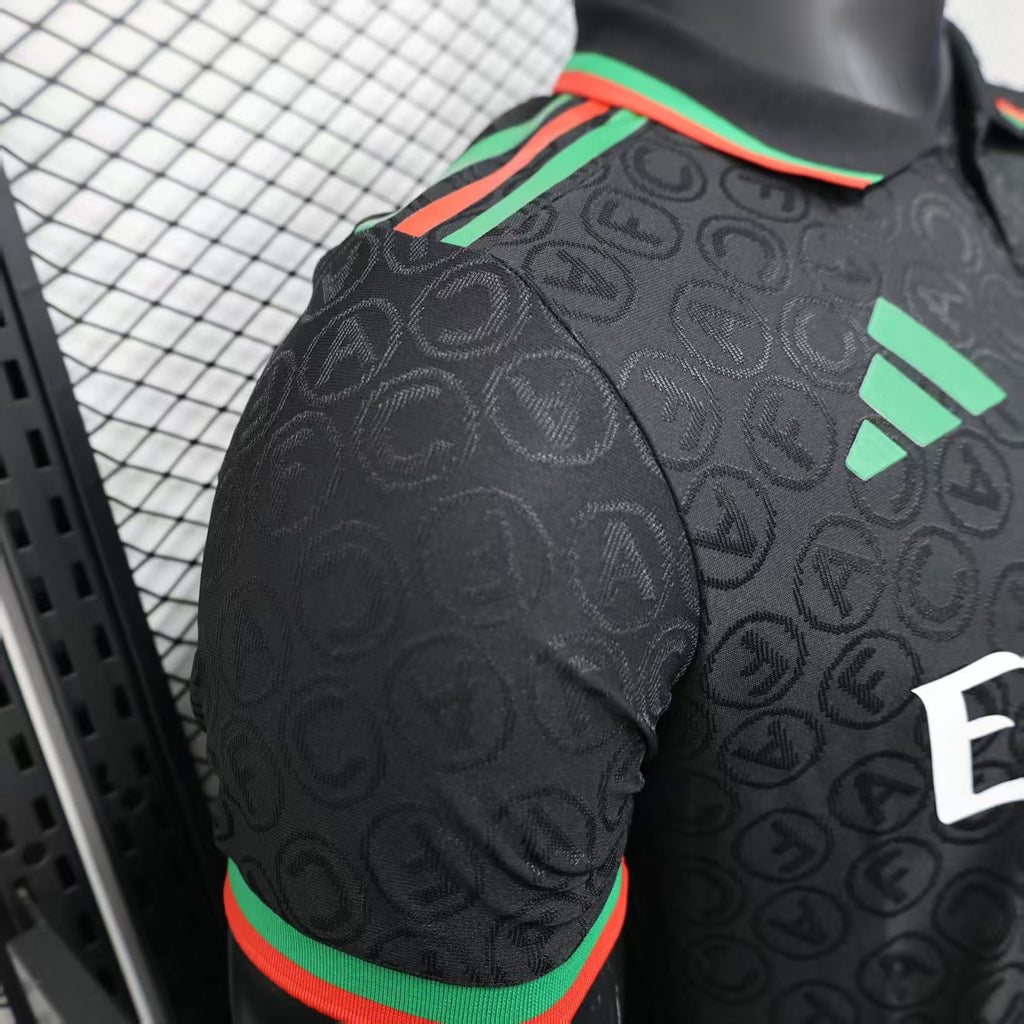 Arsenal Blackout Premium Jersey