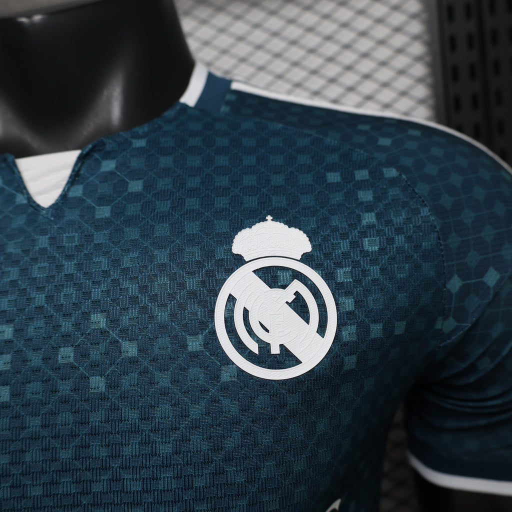 Real Madrid 26/27 Away