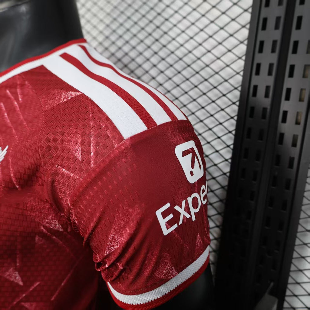 Liverpool Home 26/27