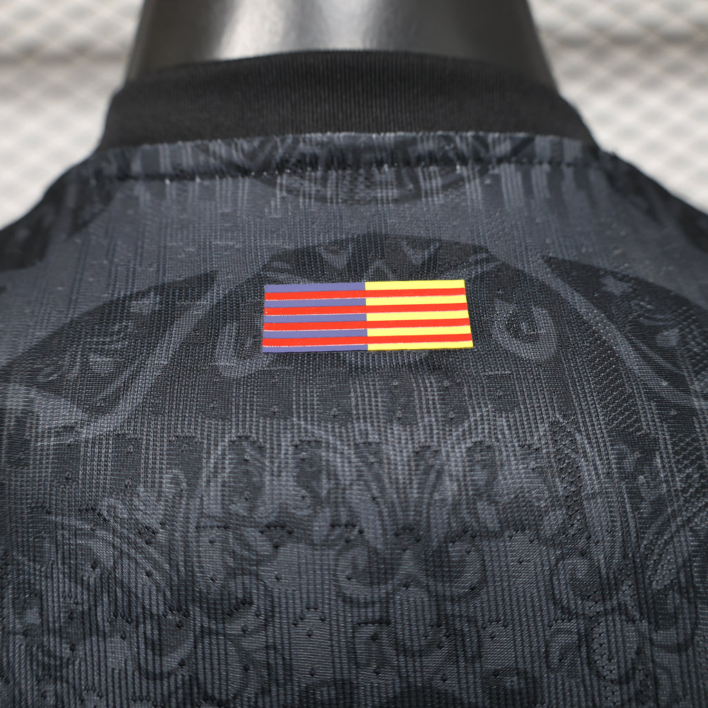 FC Barcelona Shadow Crest