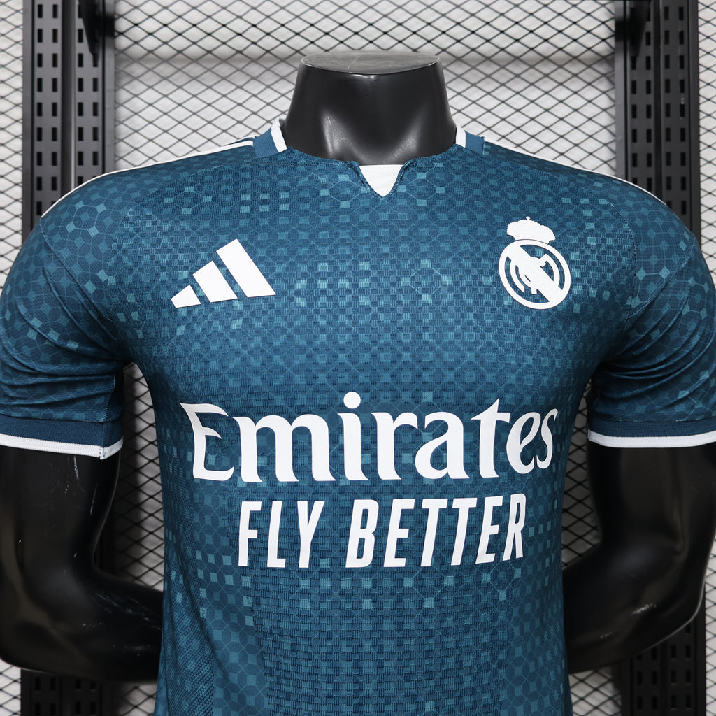 Real Madrid 26/27 Away