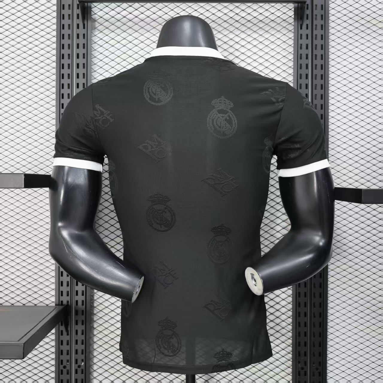 Real Madrid Black Ice
