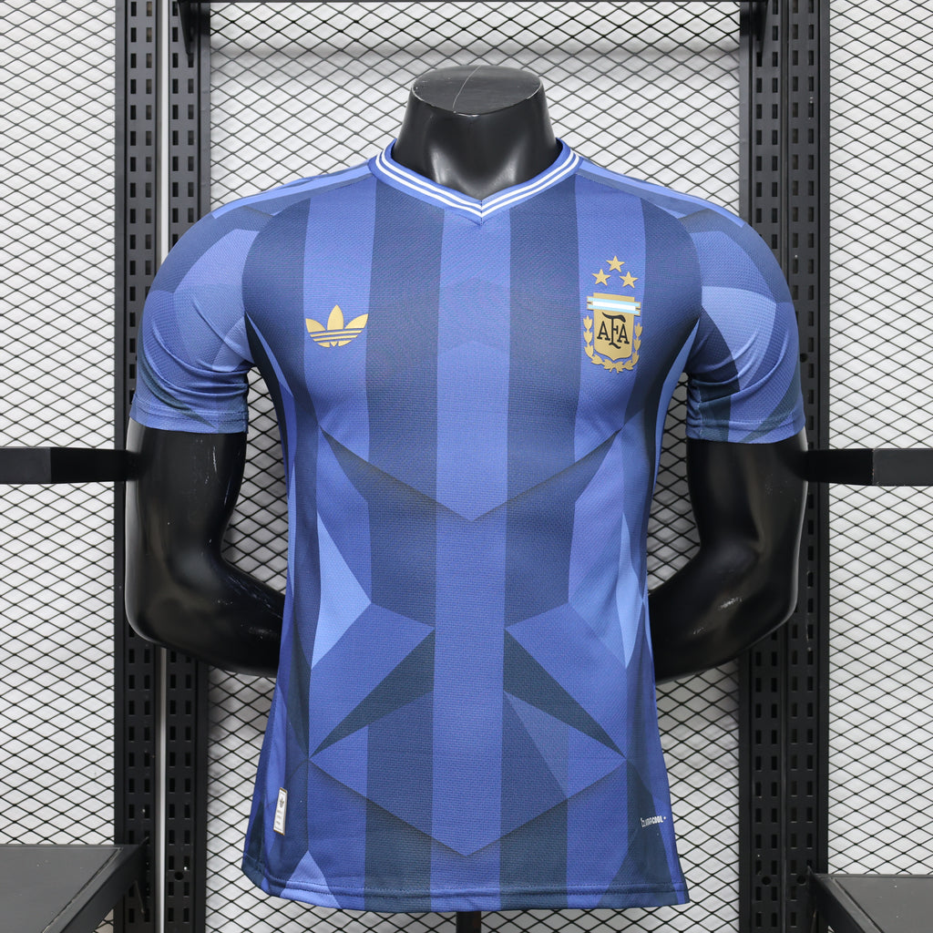 26 Argentina Celeste Prism